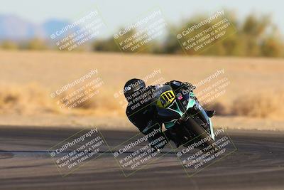 media/Dec-07-2024-CVMA (Sat) [[21c5f1ef85]]/Race 13-Amateur Supersport Middleweight/